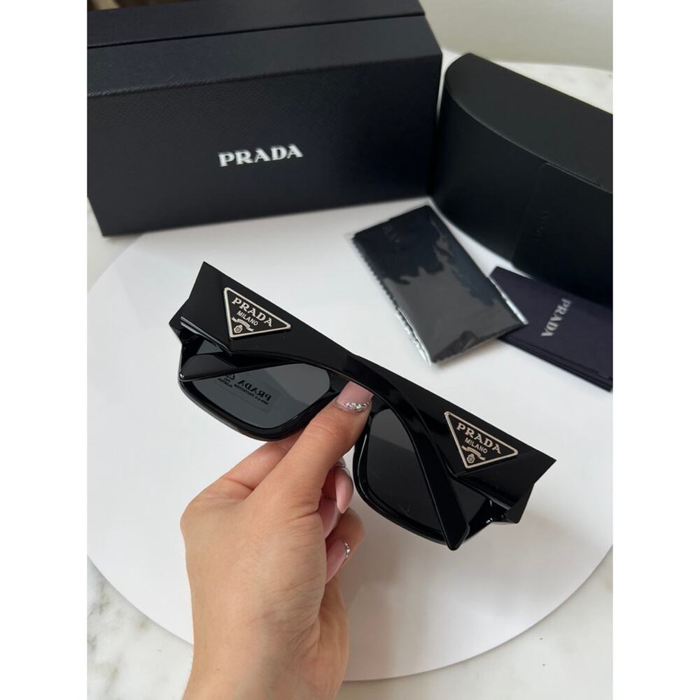 NEW Prada PR10ZS Black Sunglasses Unisex $563 - Picture 4 of 8